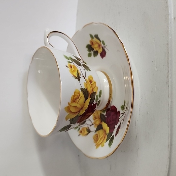 Vintage Cup And Saucer Delphine China, Roses Decor, Gold Trim,  - Picture 4 of 6